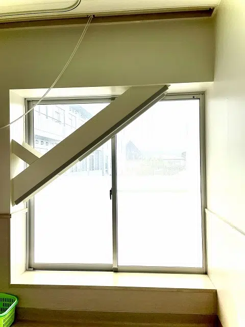 耐震ブレース（鉄骨の筋交い）