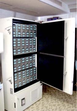 超低温フリーザー