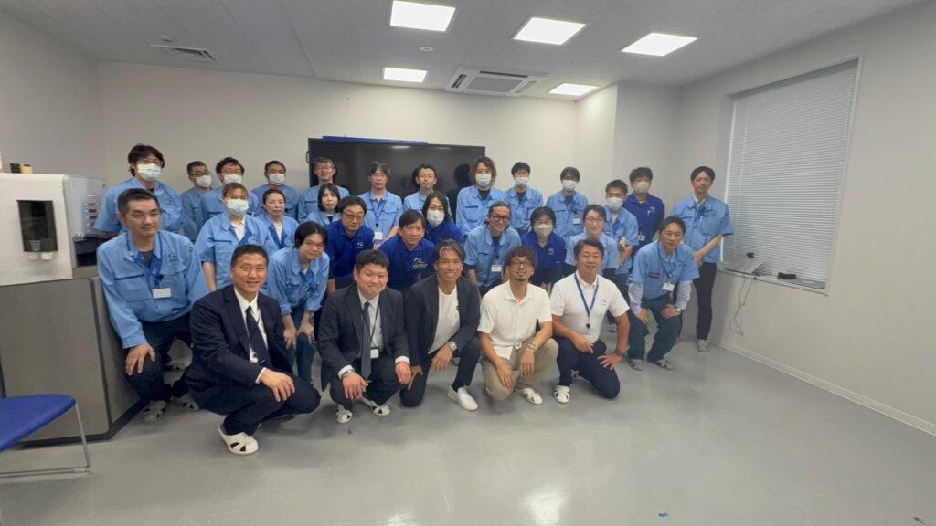 手術で使う「人工骨」はどう作られる？工場見学＆講演レポート｜都城の橘病院整形外科