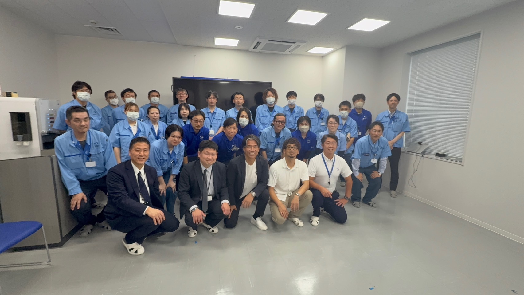 手術で使う「人工骨」はどう作られる?工場見学&講演レポート|都城の橘病院整形外科
